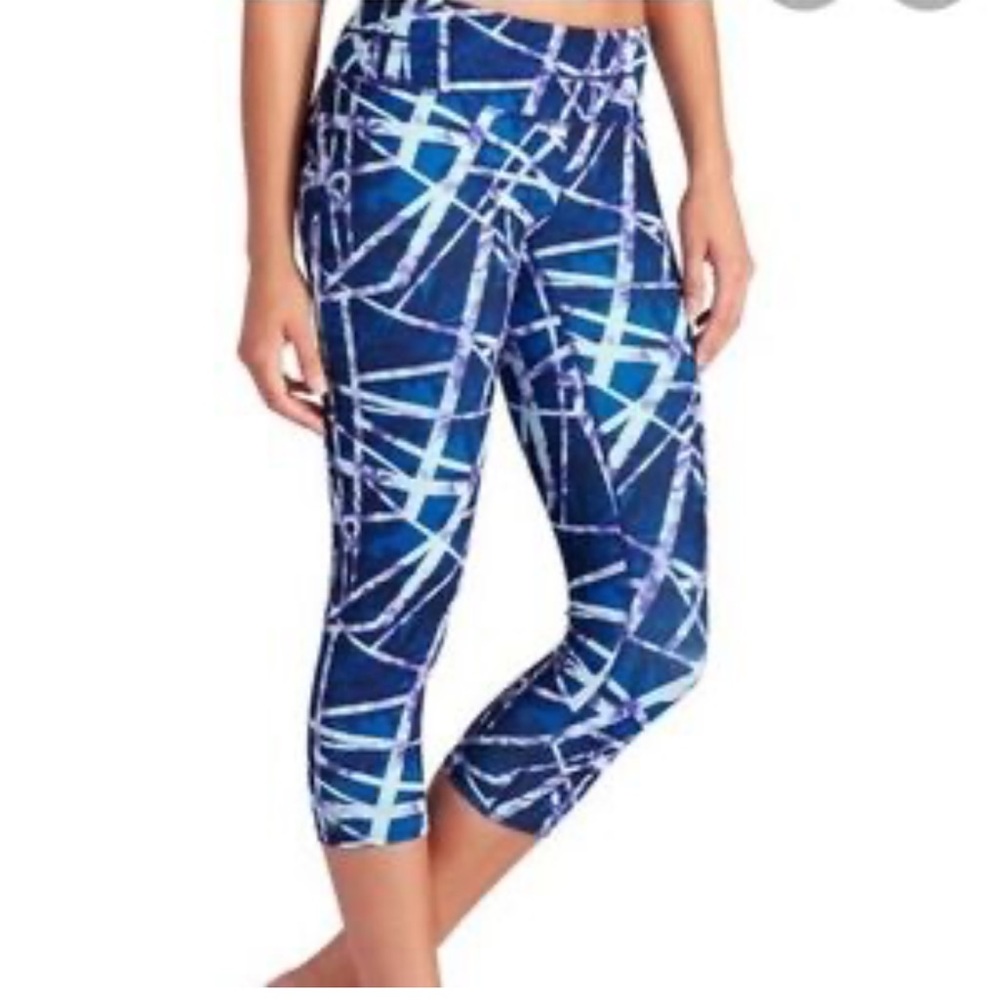 ATHLETA Size XS Purple Capris - So cute!